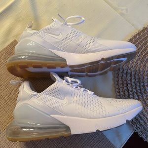 Mens air max 270, white, sz 11